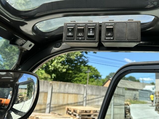 ГАЗ 3110 Волга, объемом двигателя 2.45 л и пробегом 0 тыс. км за 17065 $, фото 7 на Automoto.ua