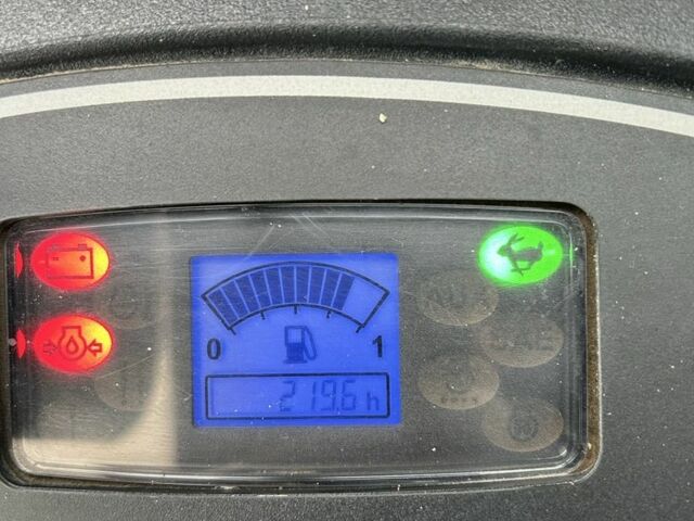 ГАЗ 3110 Волга 2017 в Луцке на Automoto.ua ГАЗ 3110 Волга, объемом двигателя 2.45 л и пробегом 0 тыс. км за 28500 $, фото 10 на Automoto.ua
