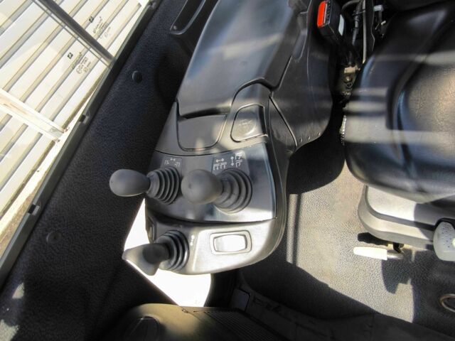 ГАЗ 3110 Волга, об'ємом двигуна 2.45 л та пробігом 0 тис. км за 15362 $, фото 5 на Automoto.ua