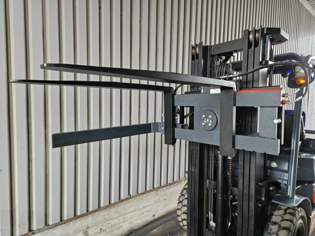 ГАЗ 3110 Волга, объемом двигателя 2.45 л и пробегом 0 тыс. км за 20272 $, фото 21 на Automoto.ua