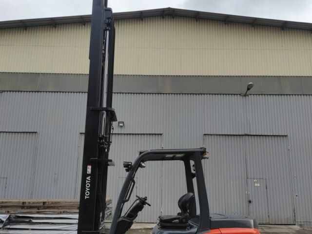 ГАЗ 3110 Волга, объемом двигателя 2.45 л и пробегом 0 тыс. км за 43439 $, фото 7 на Automoto.ua