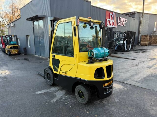 ГАЗ 3110 Волга, об'ємом двигуна 2.45 л та пробігом 0 тис. км за 14500 $, фото 5 на Automoto.ua