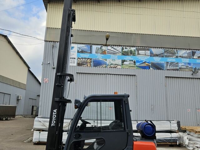 ГАЗ 3110 Волга, об'ємом двигуна 2.45 л та пробігом 0 тис. км за 20620 $, фото 9 на Automoto.ua