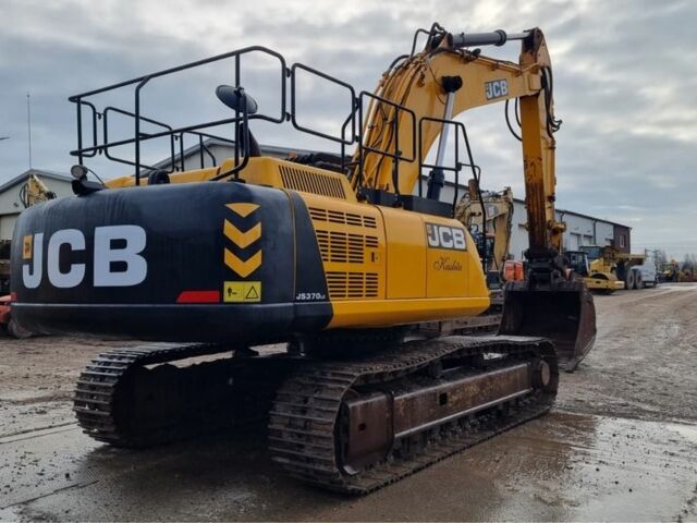 ГАЗ 3110 Волга, объемом двигателя 2.45 л и пробегом 0 тыс. км за 98210 $, фото 3 на Automoto.ua