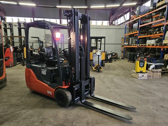 ГАЗ 3110 Волга, объемом двигателя 2.45 л и пробегом 0 тыс. км за 16797 $, фото 6 на Automoto.ua