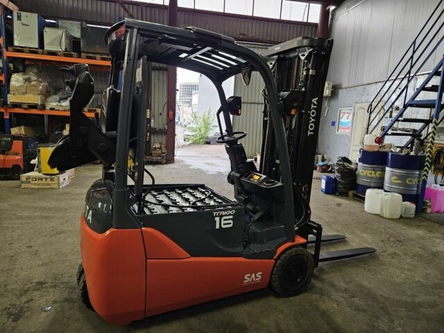 ГАЗ 3110 Волга, объемом двигателя 2.45 л и пробегом 0 тыс. км за 16797 $, фото 8 на Automoto.ua