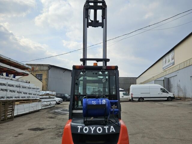 ГАЗ 3110 Волга, об'ємом двигуна 2.45 л та пробігом 0 тис. км за 20620 $, фото 11 на Automoto.ua