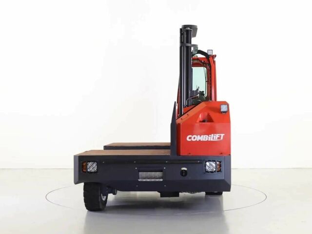 ГАЗ 3110 Волга, об'ємом двигуна 2.45 л та пробігом 0 тис. км за 98914 $, фото 5 на Automoto.ua