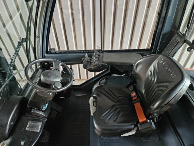 ГАЗ 3110 Волга, об'ємом двигуна 2.45 л та пробігом 0 тис. км за 20620 $, фото 4 на Automoto.ua