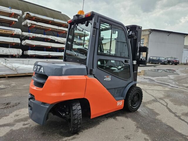 ГАЗ 3110 Волга, об'ємом двигуна 2.45 л та пробігом 0 тис. км за 41702 $, фото 1 на Automoto.ua