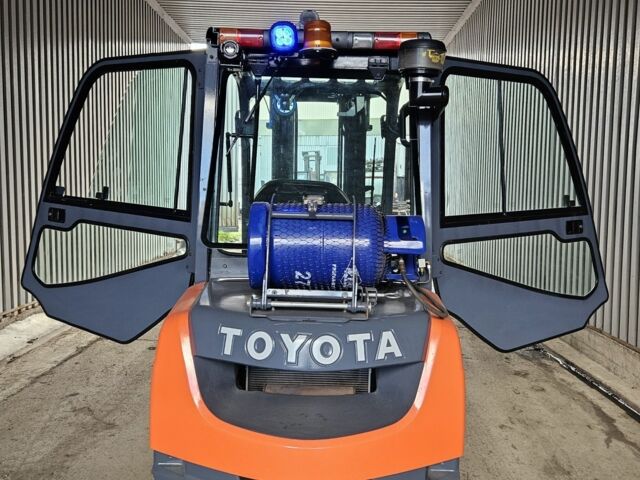 ГАЗ 3110 Волга, об'ємом двигуна 2.45 л та пробігом 0 тис. км за 21894 $, фото 10 на Automoto.ua