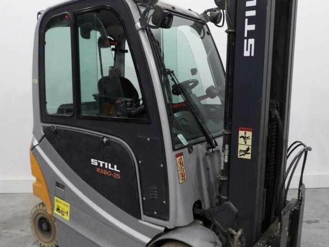 ГАЗ 3110 Волга, объемом двигателя 2.45 л и пробегом 0 тыс. км за 13649 $, фото 3 на Automoto.ua