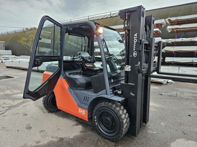 ГАЗ 3110 Волга, об'ємом двигуна 2.45 л та пробігом 0 тис. км за 41702 $, фото 10 на Automoto.ua