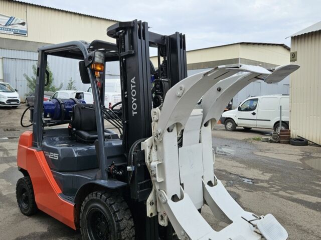 ГАЗ 3110 Волга, об'ємом двигуна 2.45 л та пробігом 0 тис. км за 18534 $, фото 9 на Automoto.ua