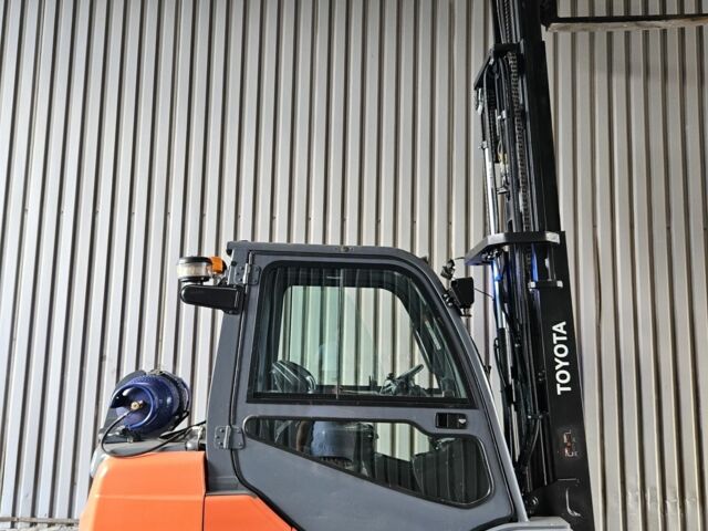 ГАЗ 3110 Волга, об'ємом двигуна 2.45 л та пробігом 0 тис. км за 21894 $, фото 13 на Automoto.ua