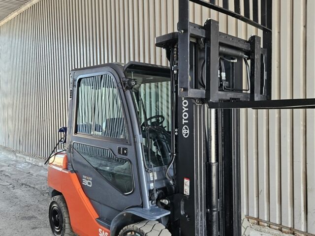 ГАЗ 3110 Волга, об'ємом двигуна 2.45 л та пробігом 0 тис. км за 21662 $, фото 16 на Automoto.ua