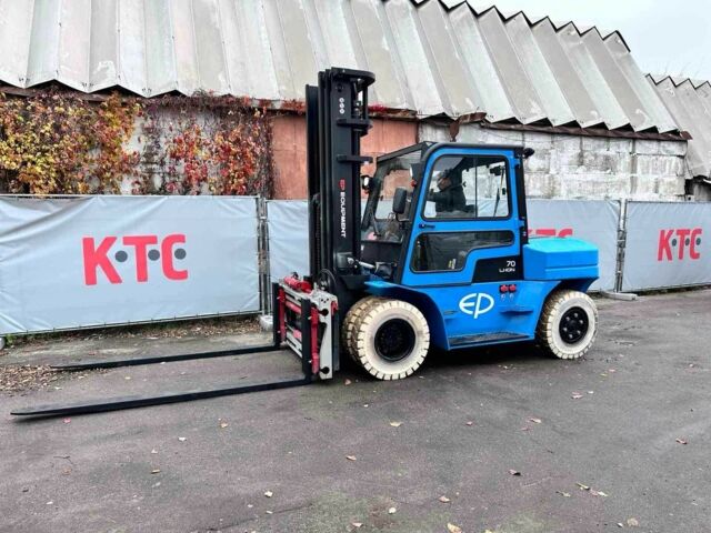 ГАЗ 3110 Волга, объемом двигателя 2.45 л и пробегом 0 тыс. км за 180000 $, фото 10 на Automoto.ua