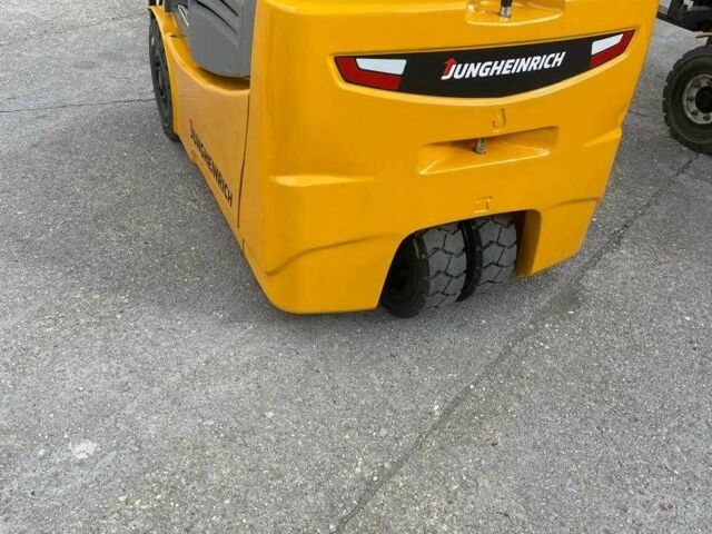 ГАЗ 3110 Волга, объемом двигателя 2.45 л и пробегом 0 тыс. км за 16309 $, фото 6 на Automoto.ua