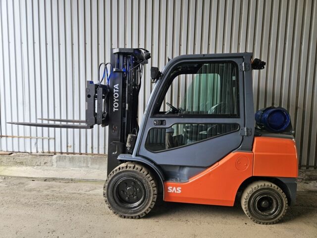 ГАЗ 3110 Волга, об'ємом двигуна 2.45 л та пробігом 0 тис. км за 21894 $, фото 17 на Automoto.ua