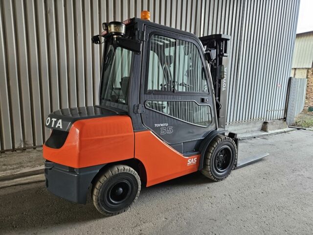 ГАЗ 3110 Волга, объемом двигателя 2.45 л и пробегом 0 тыс. км за 28265 $, фото 2 на Automoto.ua