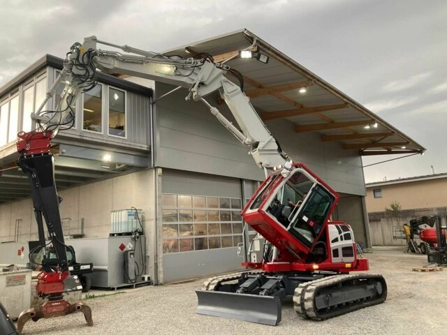 ГАЗ 3110 Волга 2020 у Мукачеве на Automoto.ua ГАЗ 3110 Волга, об'ємом двигуна 2.45 л та пробігом 0 тис. км за 175411 $, фото 4 на Automoto.ua