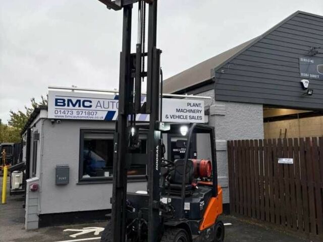 ГАЗ 3110 Волга, об'ємом двигуна 2.45 л та пробігом 0 тис. км за 15182 $, фото 1 на Automoto.ua