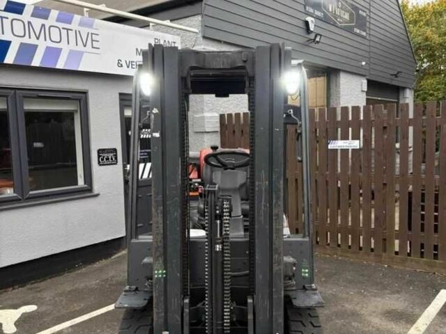 ГАЗ 3110 Волга, об'ємом двигуна 2.45 л та пробігом 0 тис. км за 15182 $, фото 5 на Automoto.ua