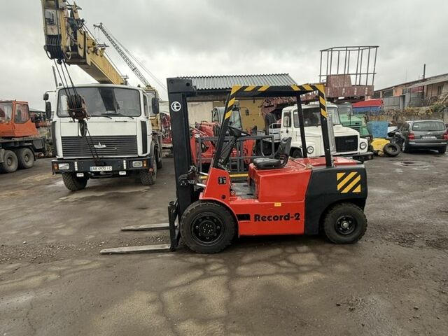 ГАЗ 3110 Волга, объемом двигателя 2.45 л и пробегом 0 тыс. км за 7500 $, фото 3 на Automoto.ua