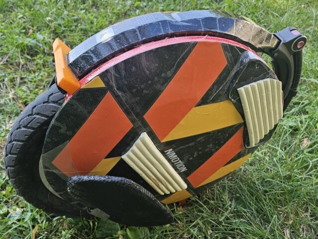 ГАЗ 3110 Волга, об'ємом двигуна 2.45 л та пробігом 0 тис. км за 708 $, фото 5 на Automoto.ua