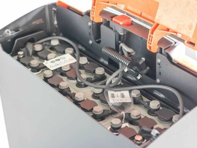 ГАЗ 3110 Волга, объемом двигателя 2.45 л и пробегом 0 тыс. км за 4367 $, фото 9 на Automoto.ua