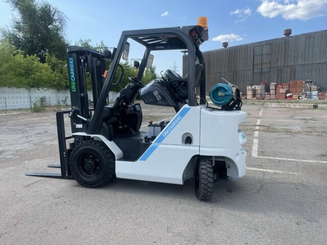 ГАЗ 3110 Волга, объемом двигателя 2.45 л и пробегом 0 тыс. км за 12400 $, фото 3 на Automoto.ua