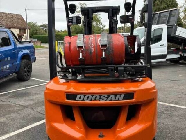 ГАЗ 3110 Волга, об'ємом двигуна 2.45 л та пробігом 0 тис. км за 15182 $, фото 4 на Automoto.ua