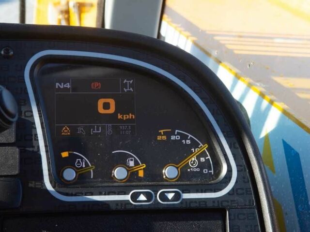 ГАЗ 3110 Волга, объемом двигателя 2.45 л и пробегом 0 тыс. км за 82283 $, фото 15 на Automoto.ua