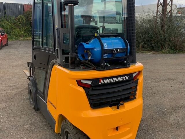 ГАЗ 3110 Волга, объемом двигателя 2.45 л и пробегом 0 тыс. км за 19348 $, фото 5 на Automoto.ua