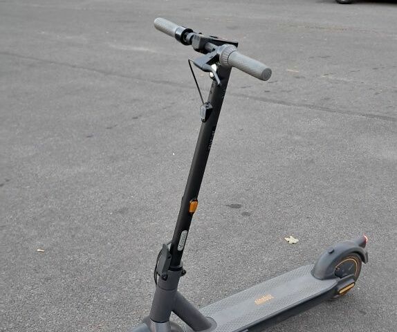 ГАЗ 3110 Волга, об'ємом двигуна 2.45 л та пробігом 0 тис. км за 369 $, фото 3 на Automoto.ua