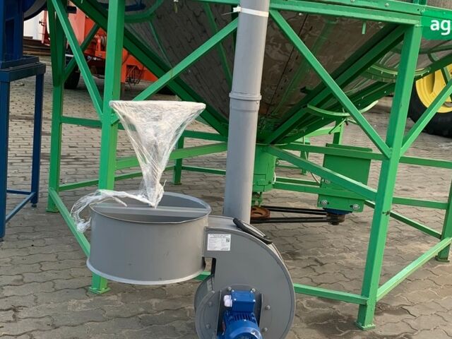 ГАЗ 3110 Волга, объемом двигателя 2.45 л и пробегом 0 тыс. км за 8000 $, фото 9 на Automoto.ua