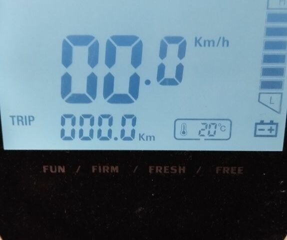 ГАЗ 3110 Волга, объемом двигателя 2.45 л и пробегом 0 тыс. км за 935 $, фото 5 на Automoto.ua