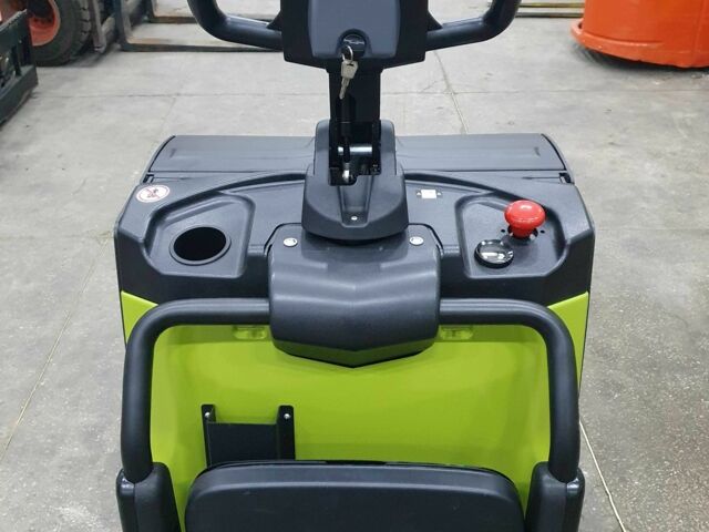 ГАЗ 3110 Волга, объемом двигателя 2.45 л и пробегом 0 тыс. км за 1170 $, фото 4 на Automoto.ua