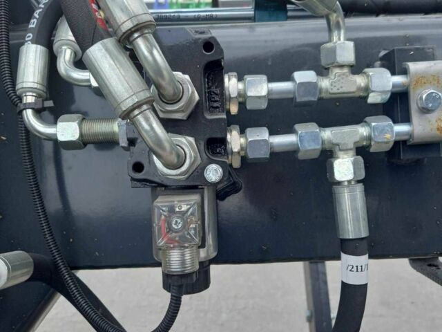 ГАЗ 3110 Волга, объемом двигателя 2.45 л и пробегом 0 тыс. км за 7758 $, фото 8 на Automoto.ua