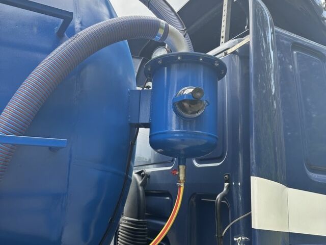 ГАЗ 3110 Волга, объемом двигателя 2.45 л и пробегом 0 тыс. км за 10807 $, фото 2 на Automoto.ua