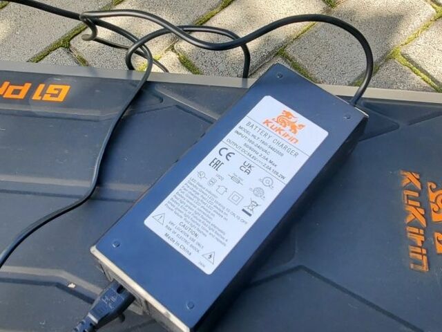 ГАЗ 3110 Волга, объемом двигателя 2.45 л и пробегом 0 тыс. км за 632 $, фото 4 на Automoto.ua