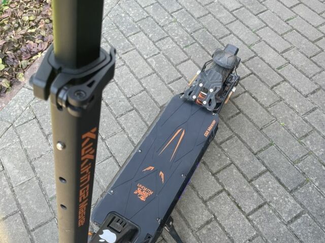 ГАЗ 3110 Волга, об'ємом двигуна 2.45 л та пробігом 0 тис. км за 692 $, фото 2 на Automoto.ua