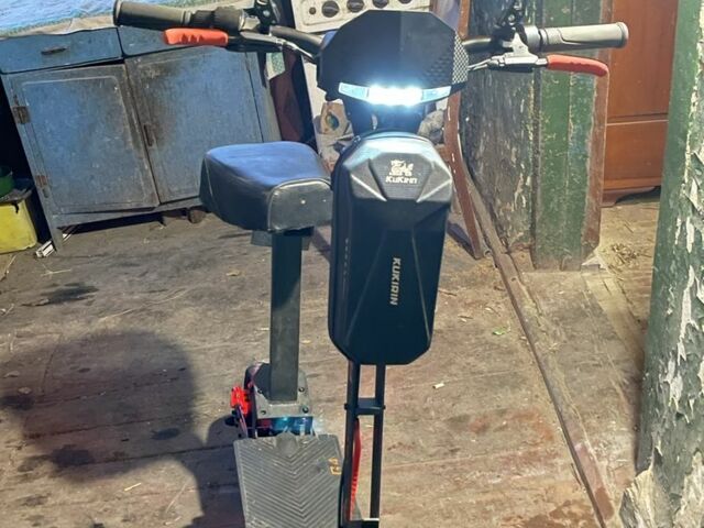 ГАЗ 3110 Волга, об'ємом двигуна 2.45 л та пробігом 0 тис. км за 798 $, фото 2 на Automoto.ua