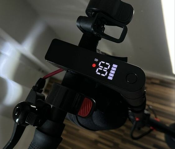 ГАЗ 3110 Волга, об'ємом двигуна 2.45 л та пробігом 0 тис. км за 364 $, фото 2 на Automoto.ua