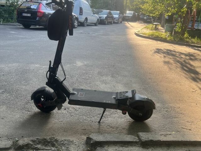 ГАЗ 3110 Волга, об'ємом двигуна 2.45 л та пробігом 0 тис. км за 910 $, фото 2 на Automoto.ua