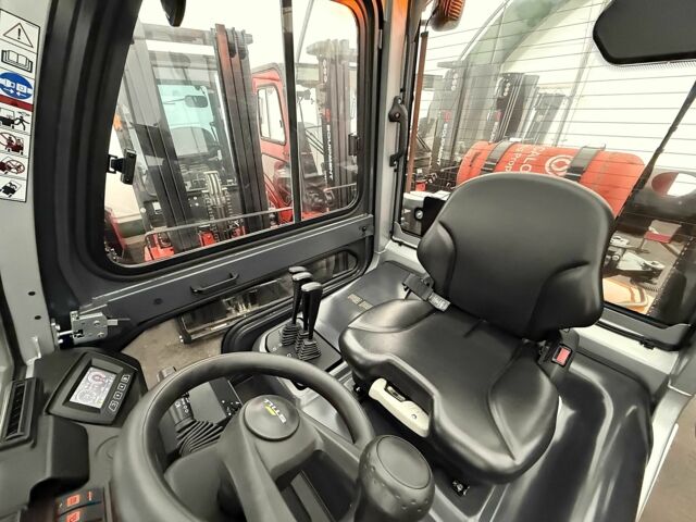 ГАЗ 3110 Волга, объемом двигателя 2.45 л и пробегом 0 тыс. км за 24900 $, фото 8 на Automoto.ua