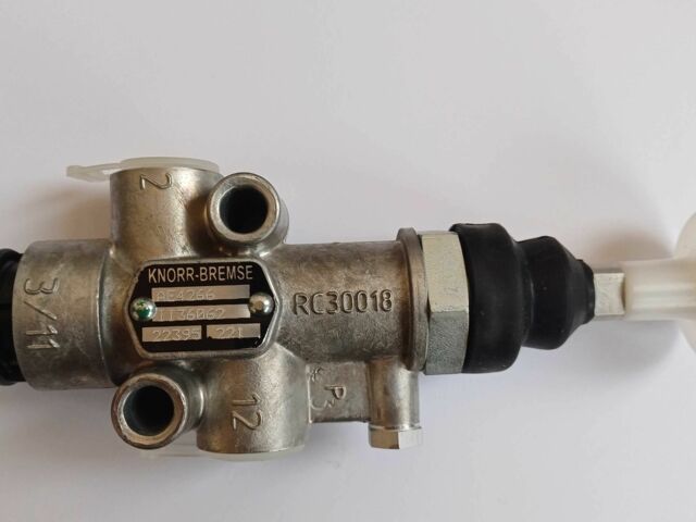 ГАЗ 3110 Волга, об'ємом двигуна 2.45 л та пробігом 0 тис. км за 49 $, фото 2 на Automoto.ua