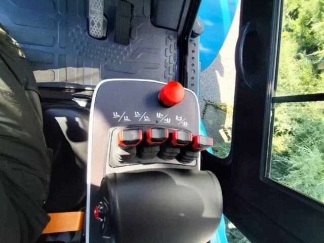 ГАЗ 3110 Волга, объемом двигателя 2.45 л и пробегом 0 тыс. км за 176746 $, фото 3 на Automoto.ua