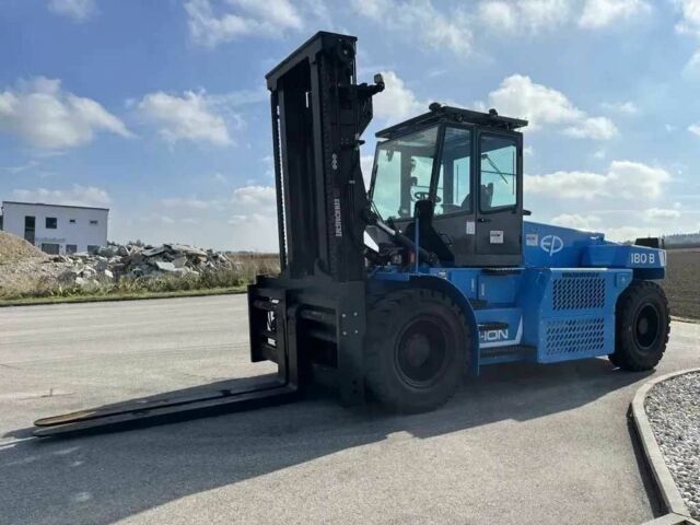 ГАЗ 3110 Волга, объемом двигателя 2.45 л и пробегом 0 тыс. км за 24 $, фото 1 на Automoto.ua