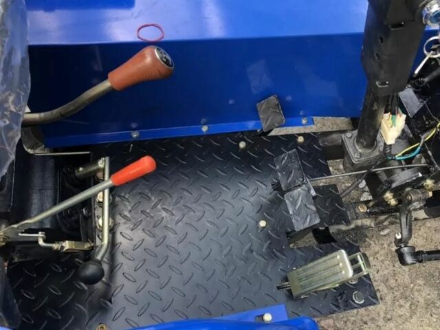 ГАЗ 3110 Волга, об'ємом двигуна 2.45 л та пробігом 0 тис. км за 2450 $, фото 3 на Automoto.ua